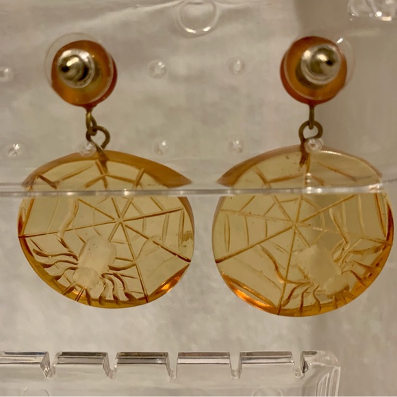 Rare Corday Spider Web Halloween Clear Green Lucite Pierced Post Earrings NWOT - Picture 14 of 15